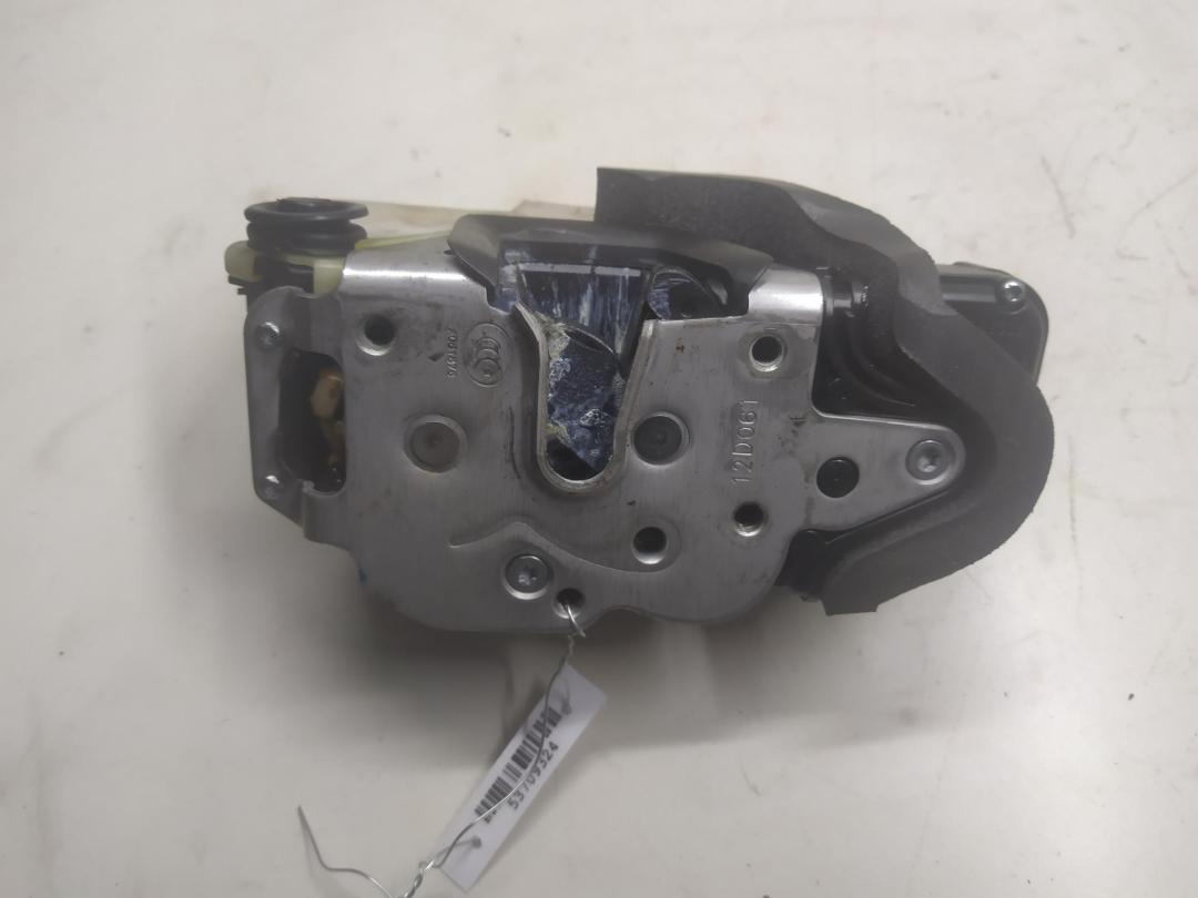 замок двери задней правой Opel Insignia A 2012, 2.0 л., дизель, МКПП, белый, универсал, 13578023