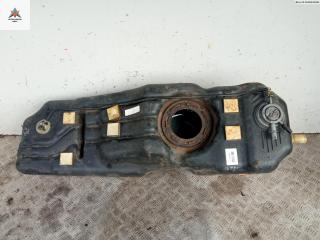 бак топливный Dodge Nitro 1 поколение 2007, 2.8 л., дизель, АКПП, чёрный, внедорожник 5 дв.