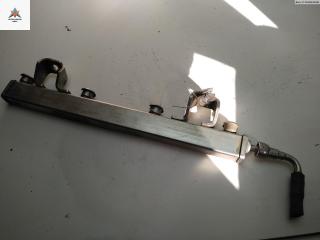 топливная рампа Ford Focus 2 поколение [рестайлинг] 2007, 2.0 л., бензин, МКПП, синий, универсал, 4M5G9D280D