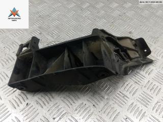 кронштейн заднего бампера Volkswagen Polo 4 поколение 2004, 1.9 л., дизель, МКПП, серый, хетчбэк 5 дв., 6Q6807375