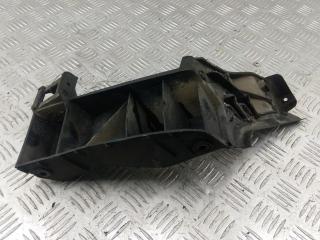 кронштейн заднего бампера Volkswagen Polo 4 поколение 2004, 1.9 л., дизель, МКПП, серый, хетчбэк 5 дв., 6Q6807375