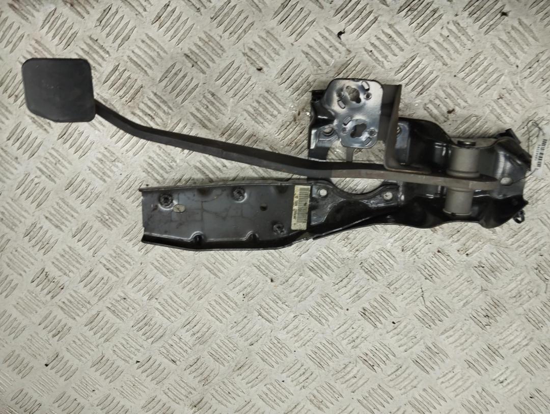 педаль тормоза Ford Mondeo IV 2009, 2.0 л., дизель, МКПП, чёрный, универсал, 7G9N2D094NC