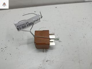 реле (прочие) Opel Zafira 2 поколение (B) 2005, 2.2 л., бензин, МКПП, серый, минивэн, 90491314