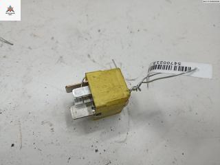 реле (прочие) Opel Zafira 2 поколение (B) 2005, 2.2 л., бензин, МКПП, серый, минивэн, 90226846