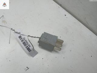 реле (прочие) Opel Zafira 2 поколение (B) 2005, 2.2 л., бензин, МКПП, серый, минивэн, 13100504