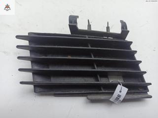 заглушка (решетка) в бампер Opel Vectra C 2003, 2.2 л., дизель, МКПП, чёрный, седан, 09186128