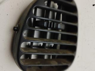 дефлектор обдува салона Hyundai H-1 Starex [рестайлинг] 2006, 2.5 л., дизель, МКПП, белый, минивэн