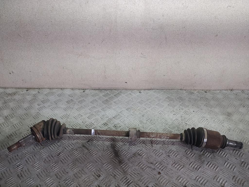 полуось передняя правая (приводной вал, ШРУС) Mitsubishi Colt 2004, 1.3 л., бензин, МКПП, серый, хетчбэк 5 дв.