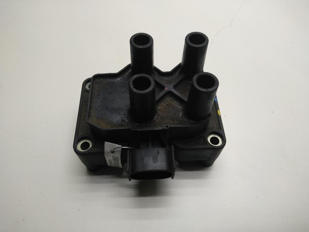 катушка зажигания Ford Focus I 1999, 1.8 л., бензин, МКПП, чёрный, универсал