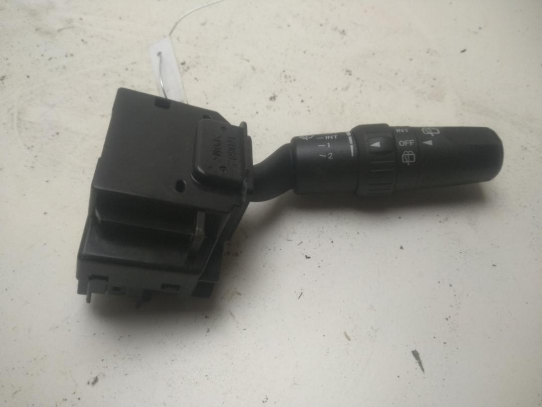переключатель дворников Mazda 5 2005, 1.8 л., бензин, МКПП, чёрный, минивэн, CC33-66-128, 17D682