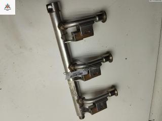 топливная рампа Ford Focus 3 поколение 2012, 1.0 л., бензин, МКПП, красный, хетчбэк 5 дв., 0261555077