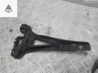 кронштейн (крепление) Volkswagen Golf 4 поколение 1999, 2.0 л., бензин, МКПП, серый, хетчбэк 3 дв., 1J0805569B