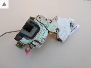 замок двери передней правой Nissan Primera P10 1993, 2.0 л., бензин, МКПП, зелёный, хетчбэк 5 дв.