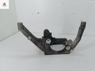 кронштейн гидроусилителя Audi A6 4B/C5 1999, 2.4 л., бензин, АКПП, серый, универсал, 078145393G