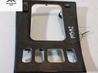 консоль салона (центральная часть) Mercedes-Benz CLK-Класс W208/A208 [рестайлинг] 2000, 2.0 л., бензин, МКПП, серый, купе