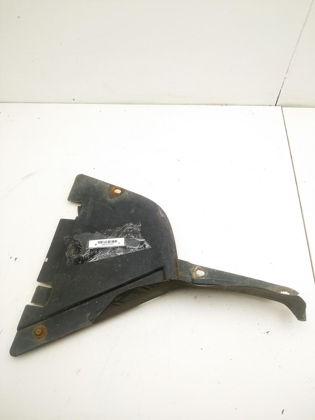 Подкрылок передний правый BMW 3 E36 1996, 1.6 л., бензин, хетчбэк 3 дв., 1977117