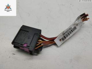 разъем (фишка) проводки Audi A4 B6 2002, 2.0 л., бензин, МКПП, серый, универсал, 8Z0972701