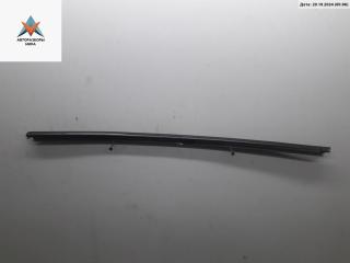 Молдинг стекла двери наружный Volkswagen Golf 4 поколение 1998, 1.4 л., бензин, МКПП, белый, хетчбэк 5 дв.