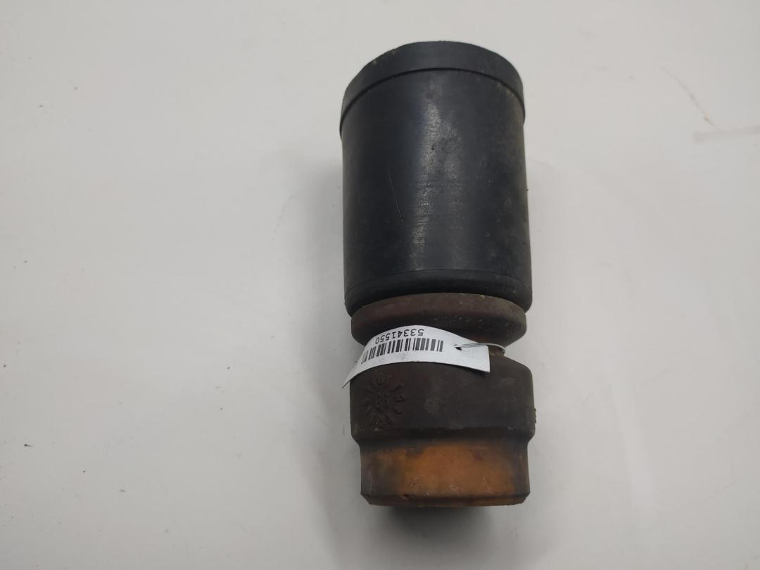 Отбойник подвески Audi A6 C5 1997, 2.4 л., бензин, МКПП, зелёный, универсал, 8D0412131H