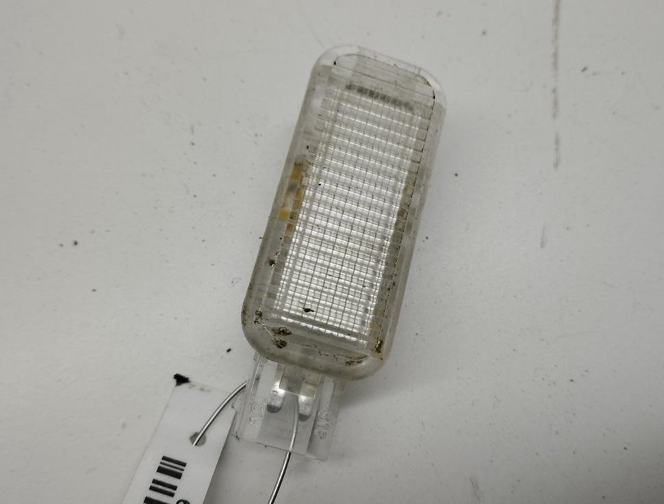 фонарь салона (плафон) Audi A4 B6 2003, 2.5 л., дизель, АКПП, серый, универсал, 4B0947415
