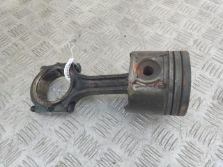 поршень Hyundai Terracan 2003, 2.9 л., дизель, МКПП, зелёный, внедорожник 5 дв.