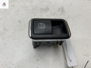 кнопка стеклоподъемника заднего левого Mercedes-Benz C-Класс W204/S204 2007, 2.2 л., дизель, АКПП, чёрный, универсал, 2048700451