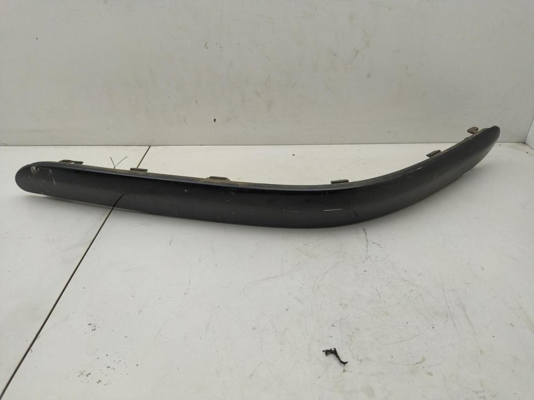 молдинг переднего бампера Mercedes-Benz C W203 2001, 2.3 л., бензин, МКПП, чёрный, хетчбэк 3 дв., 2038854321