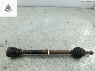 полуось передняя правая (приводной вал, ШРУС) Volkswagen Polo 3 поколение [рестайлинг] 2000, 1.4 л., бензин, МКПП, синий, хетчбэк 3 дв.