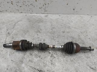 полуось передняя левая (приводной вал, ШРУС) Nissan Micra 4 поколение (K13) 2011, 1.2 л., бензин, АКПП, серый, хетчбэк 5 дв.