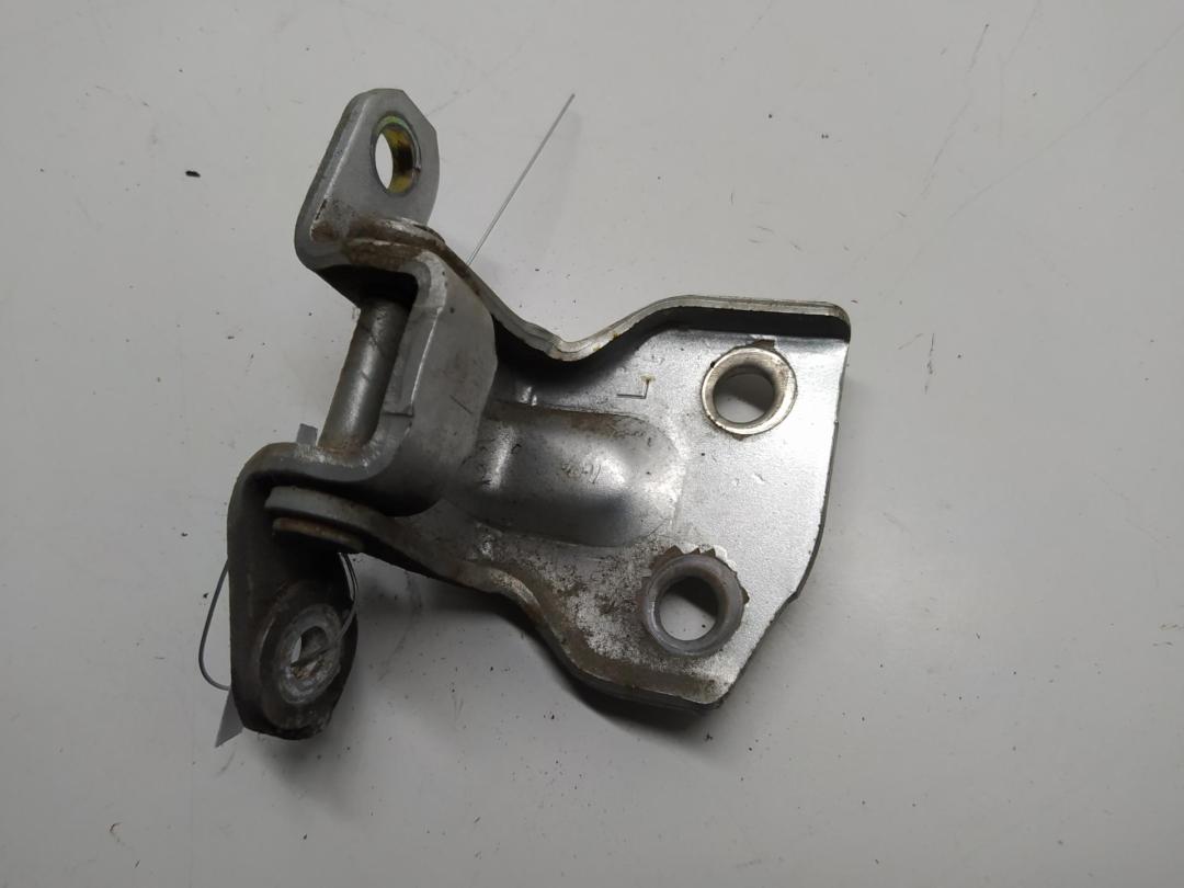 петля двери Mazda Demio 2000, серый, хетчбэк 5 дв., DX5073210A