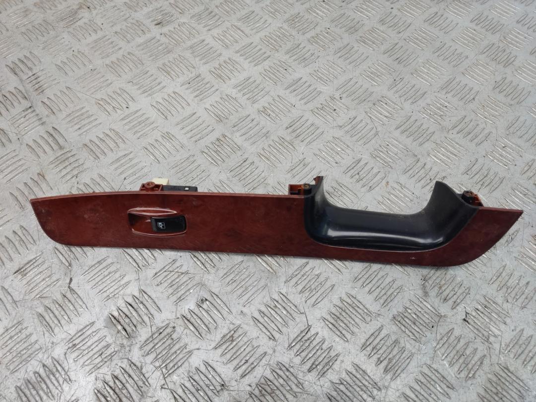 кнопка стеклоподъемника переднего правого Hyundai Sonata 2003, 2.0 л., бензин, МКПП, серый, седан, 93578-2D000