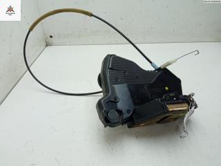 замок двери передней правой Toyota Corolla 9 поколение (E120/E130) 2002, 1.6 л., бензин, МКПП, чёрный, хетчбэк 3 дв.