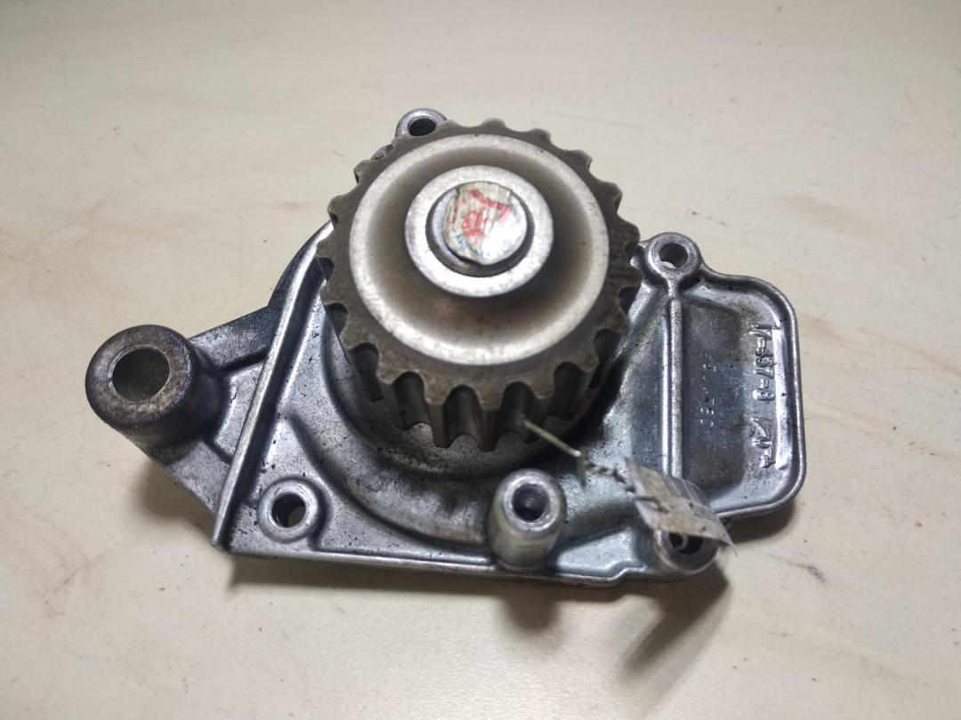 насос антифриза дополнительный Honda Civic 1996, 1.4 л., бензин, МКПП, синий, хетчбэк 5 дв.