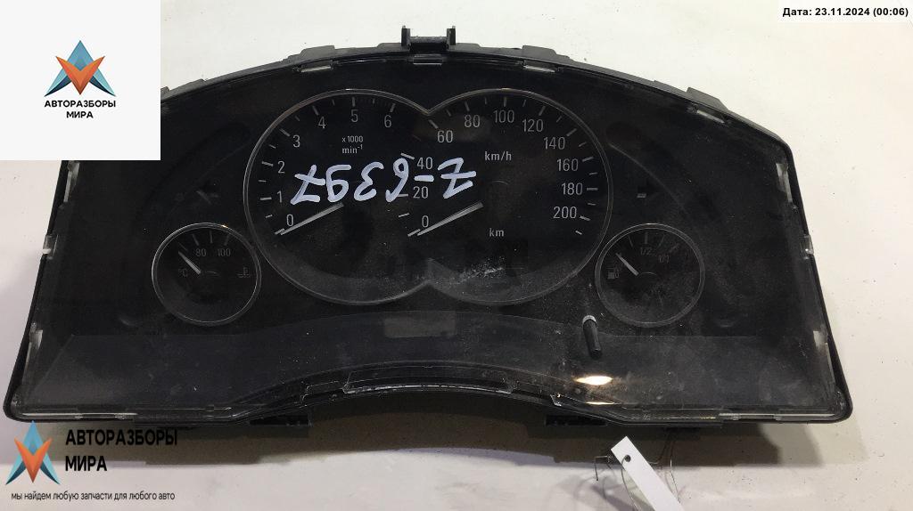 приборная панель Opel Meriva 1 поколение (A) 2004, 1.7 л., дизель, МКПП, серый, минивэн - фото №1