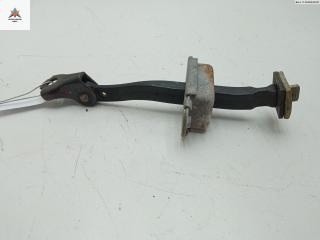 ограничитель открывания двери Nissan Maxima A34 2005, седан