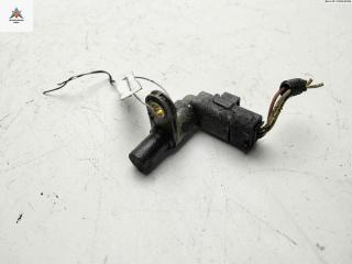 датчик распредвала Citroen C4 1 поколение 2006, 1.4 л., бензин, МКПП, красный, хетчбэк 3 дв.