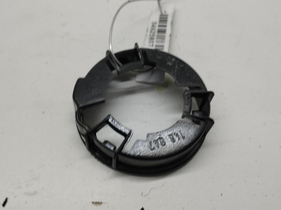 кронштейн (крепление) Audi A6 C5 2000, 2.5 л., дизель, АКПП, чёрный, универсал, 148847