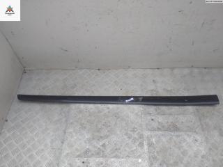 молдинг двери передней левой Ford Fiesta 5 поколение [рестайлинг] 2007, 1.3 л., бензин, МКПП, чёрный, хетчбэк 3 дв.