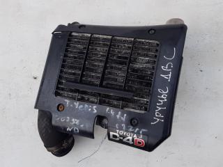 радиатор интеркулера Toyota Yaris P1 2002, 1.4 л., дизель, МКПП, серый, хетчбэк 3 дв.