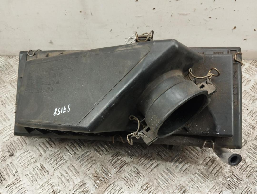 корпус воздушного фильтра Ford Mondeo II 1999, 2.0 л., бензин, АКПП, синий, хетчбэк 5 дв., 97BB9600AH