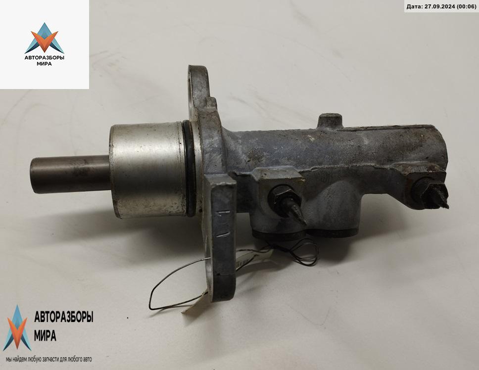 цилиндр тормозной главный Audi A6 4B/C5 1998, 2.4 л., бензин, МКПП, синий, универсал - фото №1