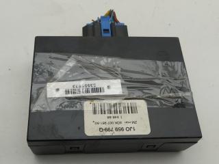 блок комфорта Volkswagen Golf 4 поколение 1998, 1.6 л., бензин, МКПП, зелёный, хетчбэк 5 дв., 1J0959799Q