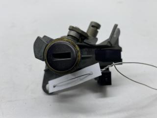 Личинка замка багажника Audi A4 B6 2003, 2.5 л., дизель, МКПП, чёрный, универсал, 8E0827573