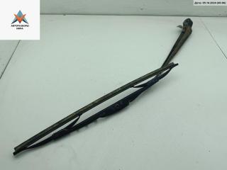 Щеткодержатель (поводок стеклоочистителя) передний Mitsubishi L300 2 поколение 1989, 2.5 л., дизель, МКПП, белый, микроавтобус