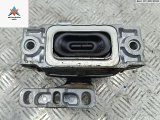 подушка крепления двигателя Audi Q3 8U 2012, 2.0 л., дизель, АКПП, серый, внедорожник 5 дв., 5N0199262F