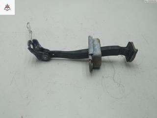 ограничитель открывания двери Nissan Maxima A34 2005, седан