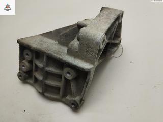 кронштейн гидроусилителя Ford Fusion 1 поколение 2004, 1.4 л., бензин, МКПП, синий, хетчбэк 5 дв.