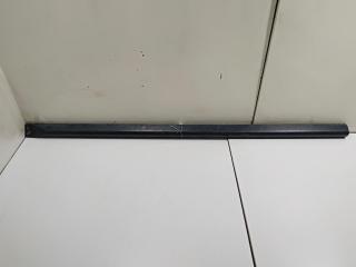 молдинг двери передней правой Audi A2 8Z 2001, 1.4 л., бензин, МКПП, чёрный, хетчбэк 5 дв.