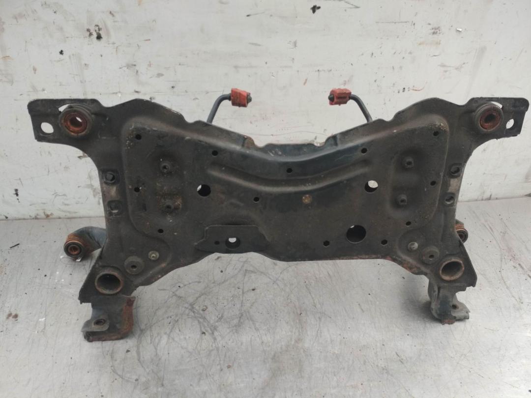 подрамник передний Volvo S40 / V50 2004, 1.6 л., дизель, МКПП, серый, универсал