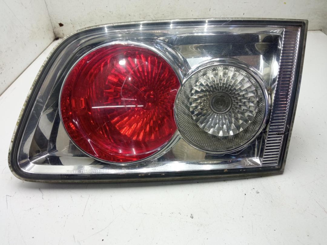 фонарь крышки багажника правый Mazda 6 GG/GY 2004, 2.3 л., бензин, МКПП, чёрный, универсал, 22661973